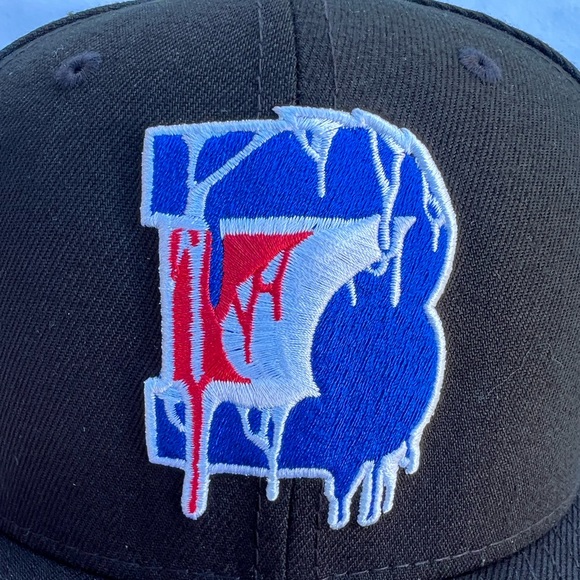 Buffalo Bills New Era 9Fifty Paint Drip SnapBack 2022 WNY Regional Exclusive - Picture 5 of 5